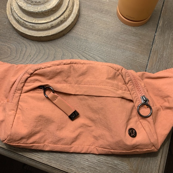 lululemon athletica Handbags - Lululemon Fanny pack